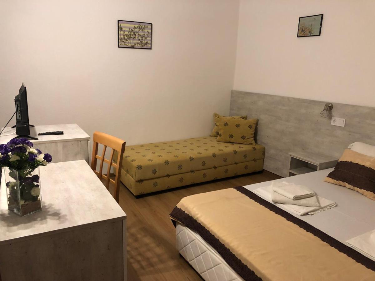 ורברה Guest Rooms Southern Nights מראה חיצוני תמונה