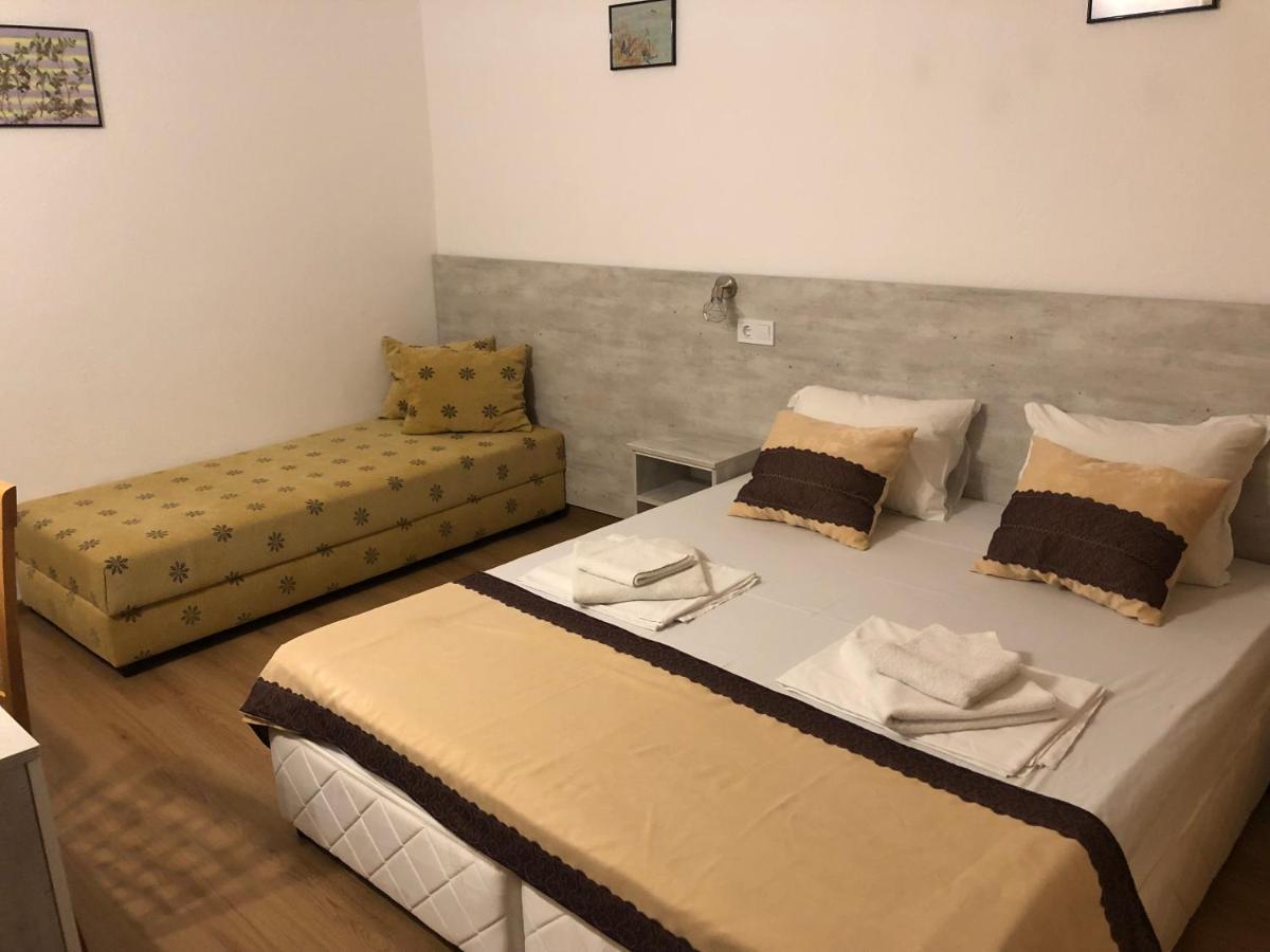 ורברה Guest Rooms Southern Nights מראה חיצוני תמונה